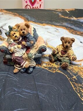 Boyd Bears lot of two